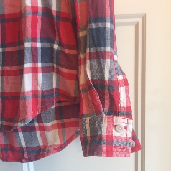 🩶5/$30 Universal Thread by Target Red White & Blue Plaid Button Down Size Small - Picture 4 of 8